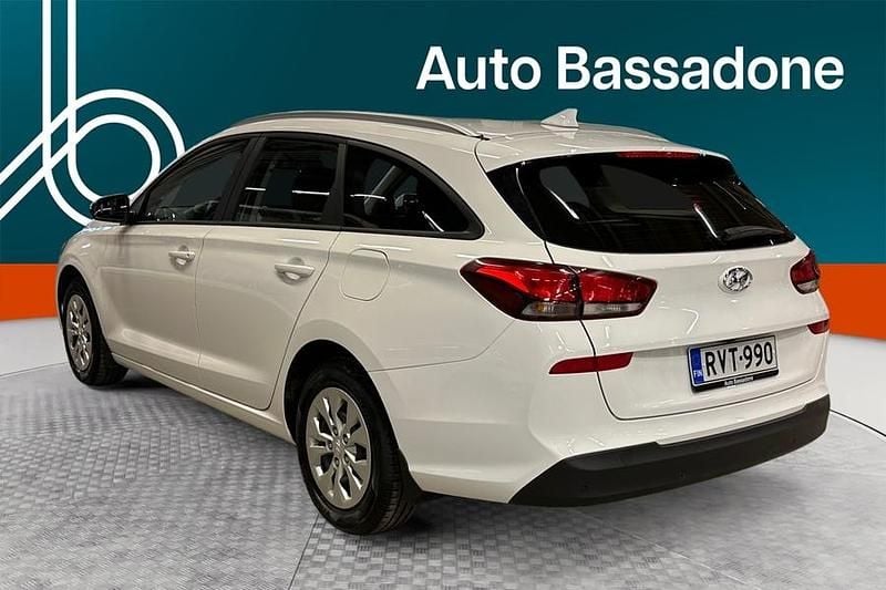 Käytetty Hyundai i30 Classic 109 HP (80 kW) 2024 Farmari