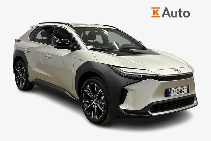 Käytetty 2024 Toyota bZ4X Edition Katumaasturi | 40 890 € (Hyvä tarjous) - Kuva 1/3