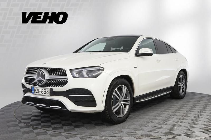 Käytetty Mercedes GLE350 Premium Plus 194 HP (142 kW) 2022 Valkoinen Coupe - kaksiovinen