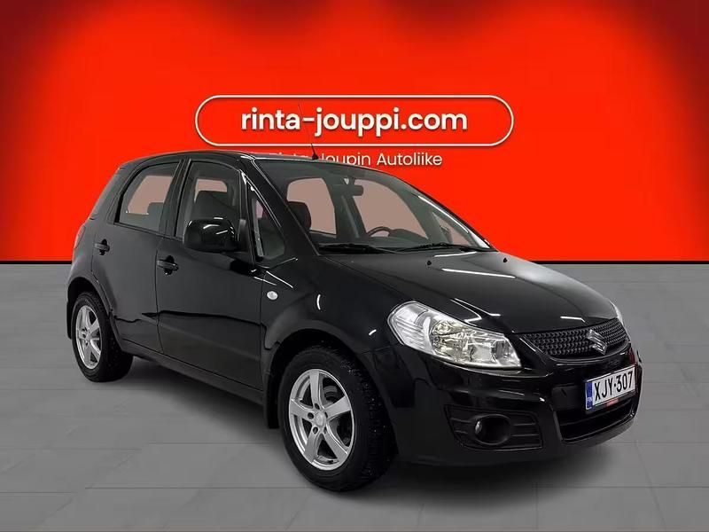 Käytetty Suzuki SX4 112 HP (82 kW) 2011 Musta Viistoperä