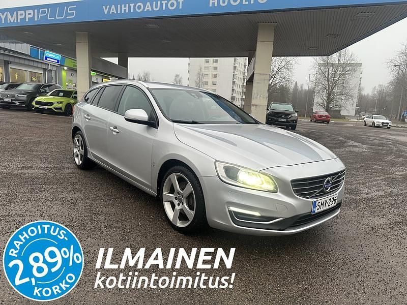 Hopea Käytetty 2015 Volvo V60 Summum Farmari | 11 500 € (Kallis) - Kuva 1/1