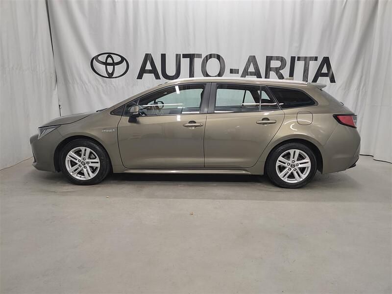 Käytetty Toyota Corolla Active 184 HP (135 kW) 2019 Harmaa Farmari