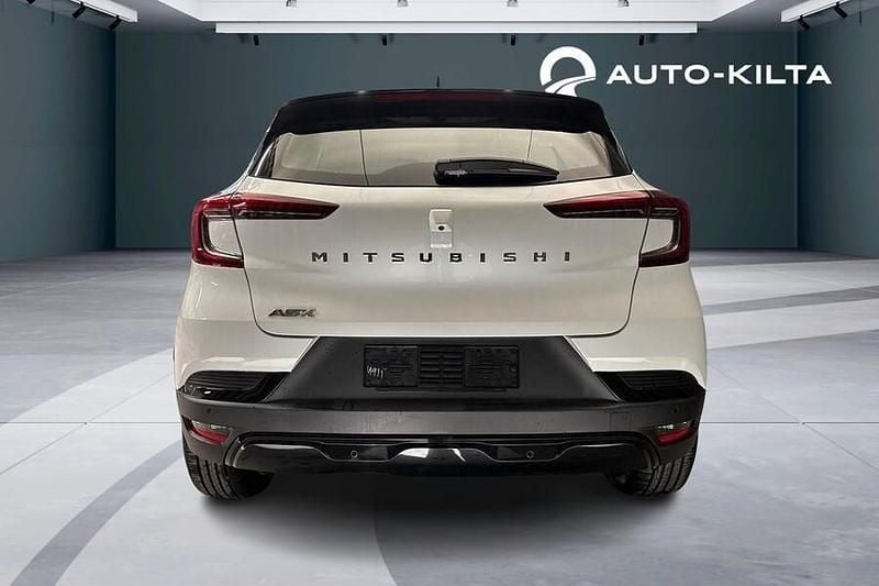 Käytetty Mitsubishi ASX Intense 158 HP (116 kW) 2025 Met. valkoinen Katumaasturi