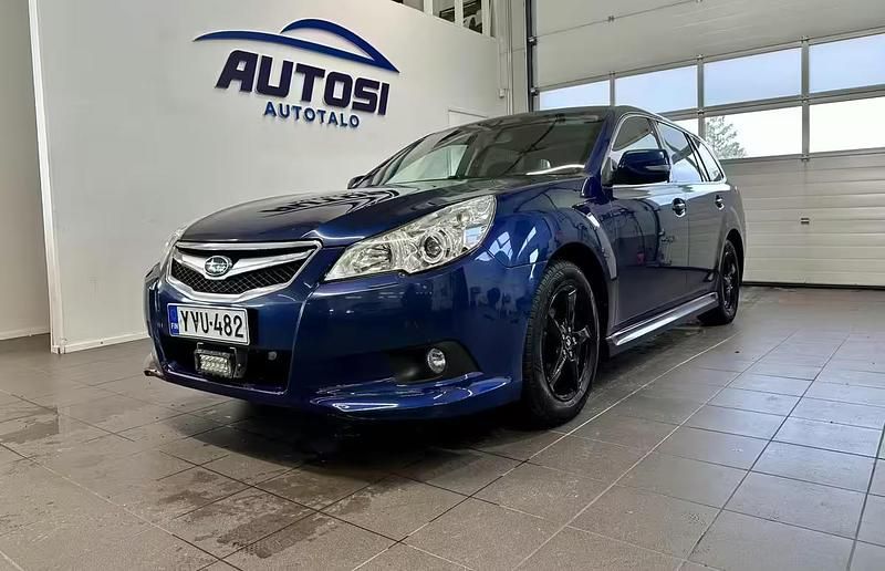 Sininen Käytetty 2010 Subaru Legacy Farmari | 8 840 € - Kuva 1/4