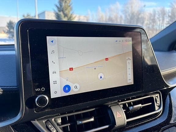 Käytetty Toyota C-HR 121 HP (88 kW) 2023 Hopea Katumaasturi