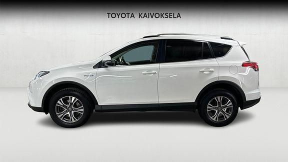 Käytetty Toyota RAV4 Active 153 HP (112 kW) 2016 Valkoinen Katumaasturi