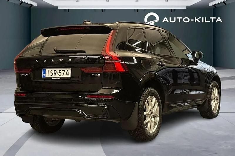 Käytetty Volvo XC60 Plus 2026 Musta Katumaasturi