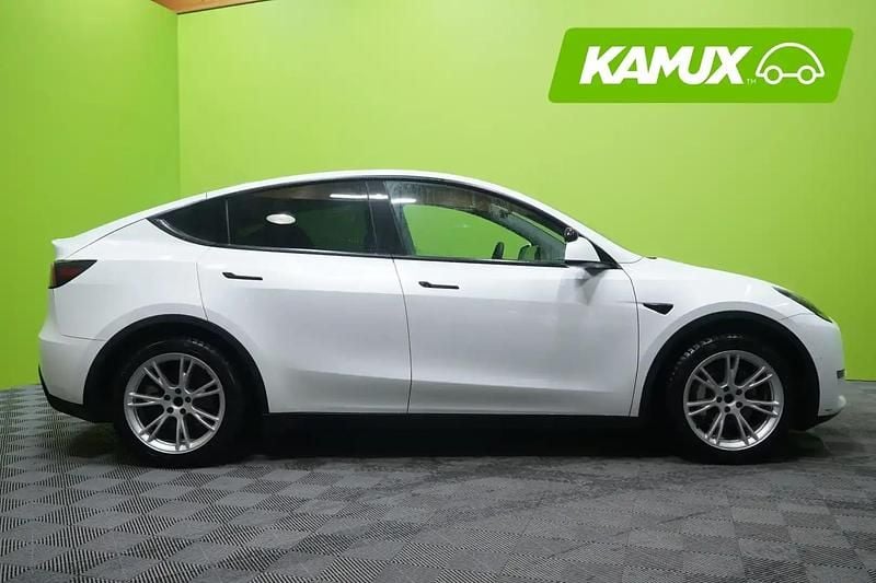 Käytetty Tesla Model Y 258 kW (351 HP) 2023 Valkoinen Katumaasturi