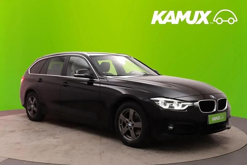 Musta Käytetty 2018 BMW 320 Exclusive Farmari | 18 980 € (Perustarjous) - Kuva 1/4