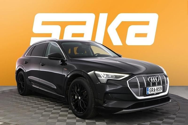 Käytetty 2020 Audi e-tron Katumaasturi | 21 900 € (Perustarjous) - Kuva 1/3