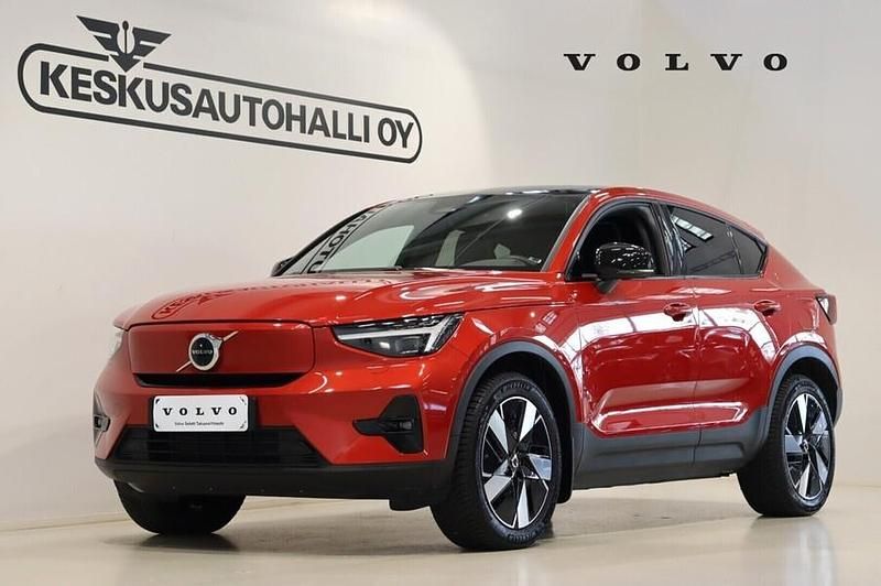 Käytetty Volvo EC40 Plus 300 kW (408 HP) 2024 Punainen Katumaasturi
