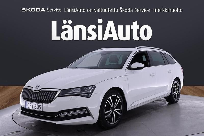 Valkoinen Käytetty 2021 Skoda Superb LAURIN & KLEMENT Farmari | 18 790 € (Hyvä tarjous) - Kuva 1/1