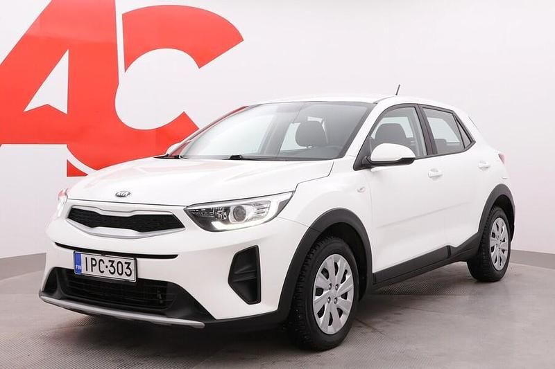 Käytetty Kia Stonic LX 101 HP (74 kW) 2021 Katumaasturi