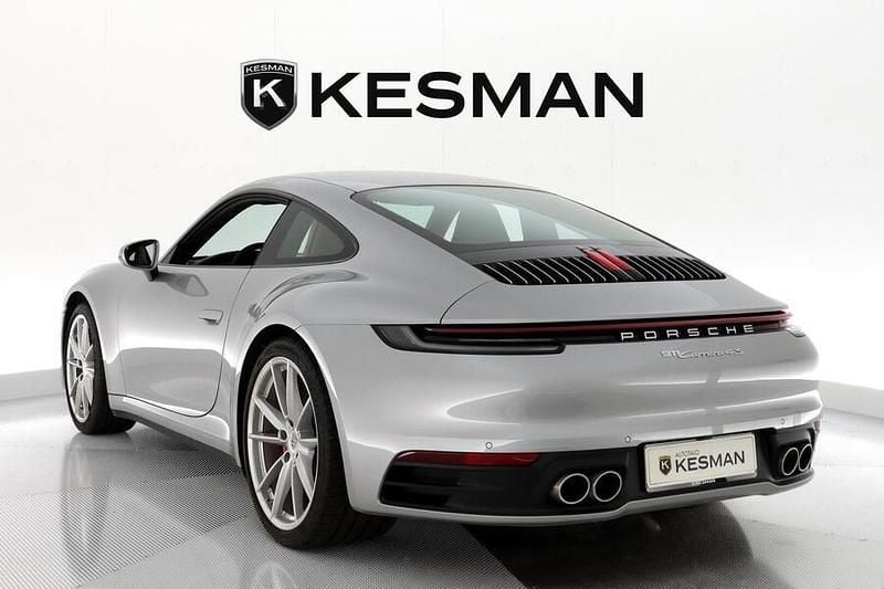 Käytetty Porsche 911 Carrera 4S 450 HP (330 kW) 2020 Coupe - kaksiovinen
