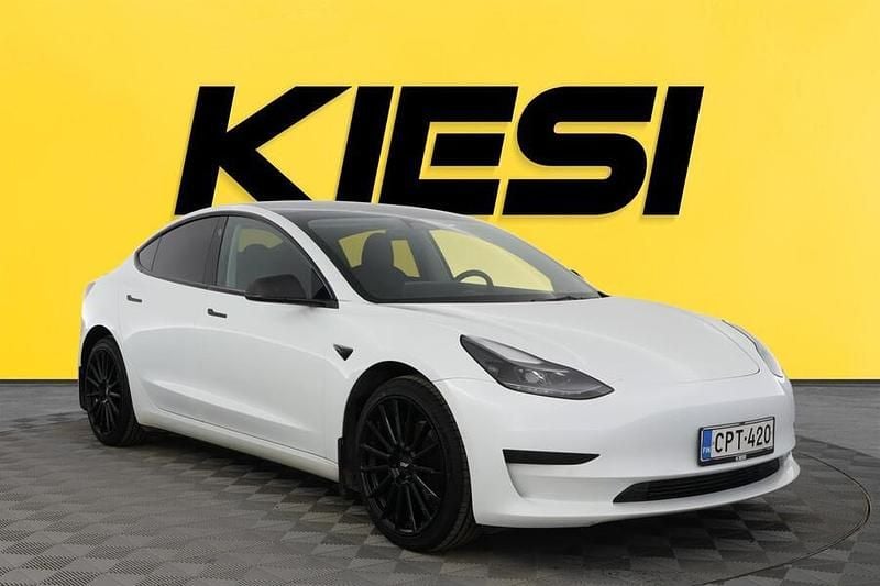 Käytetty 2022 Tesla Model 3 Standard Range Plus Sedan | 25 390 € (Perustarjous) - Kuva 1/3