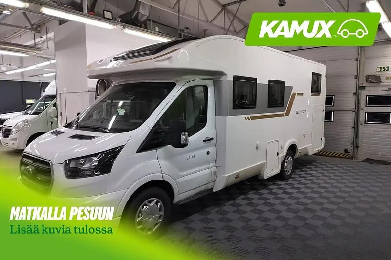 Käytetty Ford Transit 170 HP (125 kW) 2021 Valkoinen Viistoperä