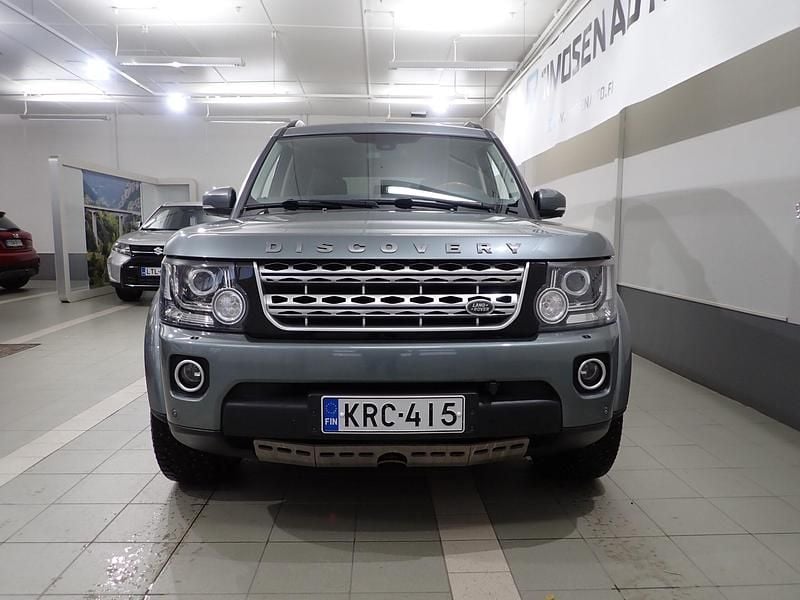 Käytetty Land Rover Discovery 4 HSE 2015 Harmaa Katumaasturi