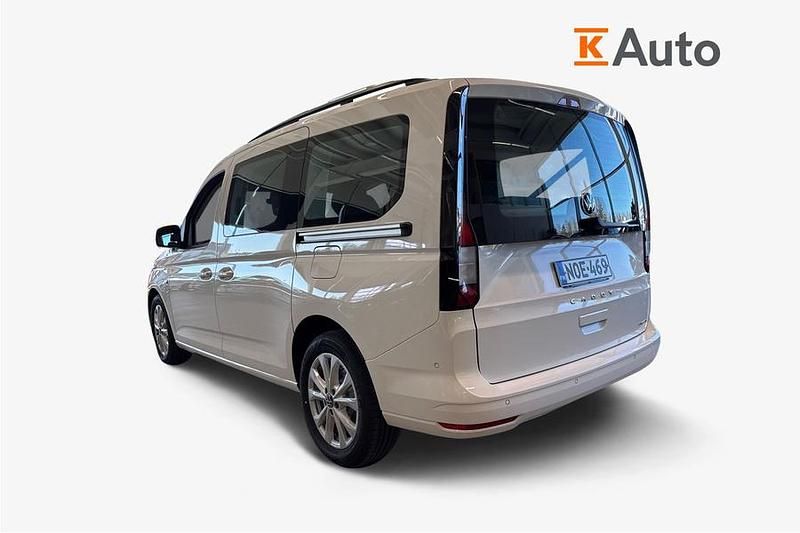 Uusi VW Caddy Maxi Life Business 150 HP (110 kW) 2025 Valkoinen Tila-auto