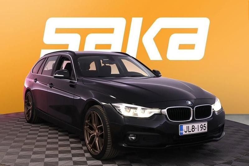 Käytetty BMW 320 Exclusive 190 HP (139 kW) 2019 Farmari