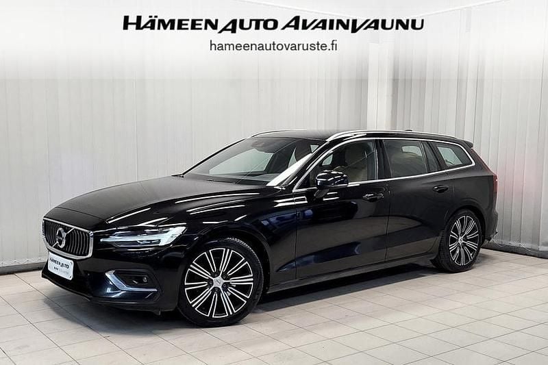 Musta Käytetty 2020 Volvo V60 Business Edition Farmari | 24 900 € (Kallis) - Kuva 1/4