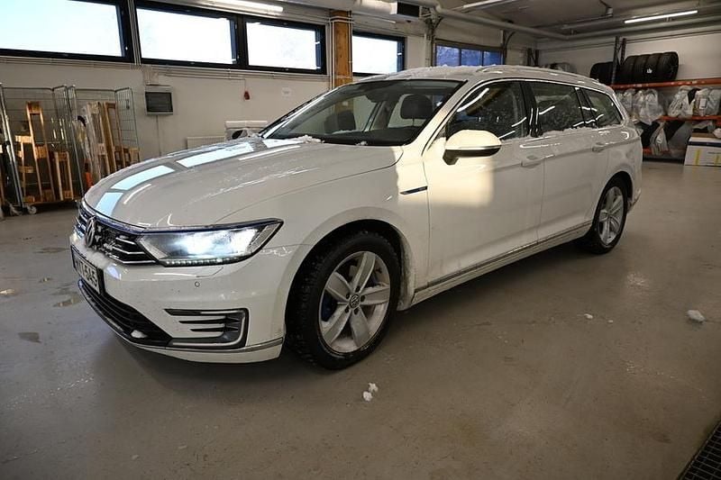 Käytetty VW Passat GTE 218 HP (160 kW) 2016 Farmari