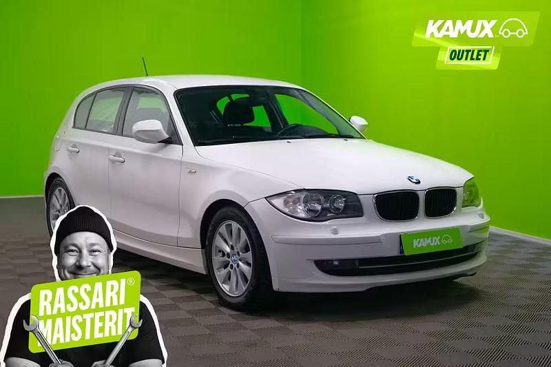 Valkoinen Käytetty 2010 BMW 116 Viistoperä | 5 900 € (Perustarjous) - Kuva 1/4