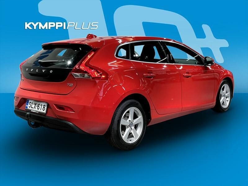 Käytetty Volvo V40 Business Edition 122 HP (89 kW) 2015 Farmari