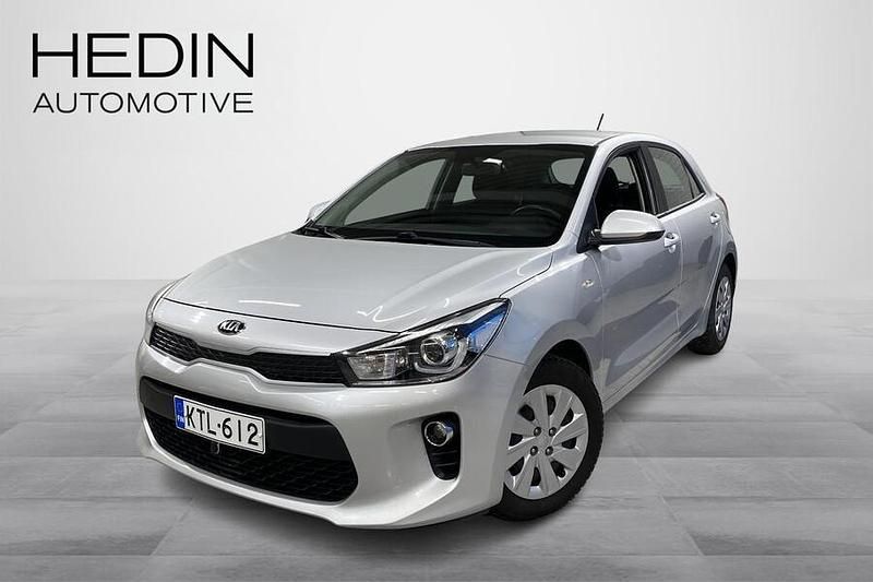 Käytetty Kia Rio LX 83 HP (61 kW) 2018 Hopea Viistoperä