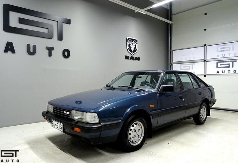 Käytetty 1986 Mazda 626 Viistoperä | 2 850 € - Kuva 1/4
