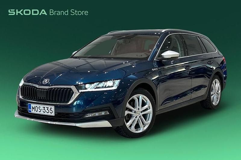 Käytetty Skoda Octavia 200 HP (147 kW) 2022 Farmari