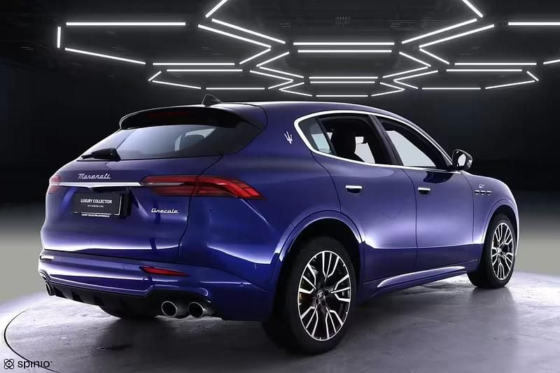 Käytetty Maserati Grecale GT 409 HP (300 kW) 2023 Met. sininen Katumaasturi