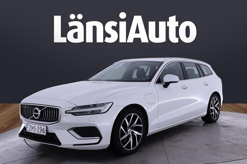 Käytetty Volvo V60 Inscription 317 HP (233 kW) 2019 Valkoinen Farmari