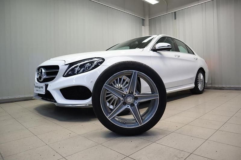 Käytetty Mercedes C200 Premium 184 HP (135 kW) 2015 Valkoinen Sedan