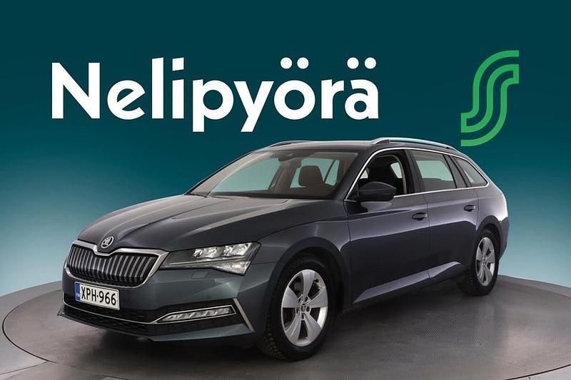 Käytetty Skoda Superb Ambition 156 HP (114 kW) 2020 Harmaa Farmari