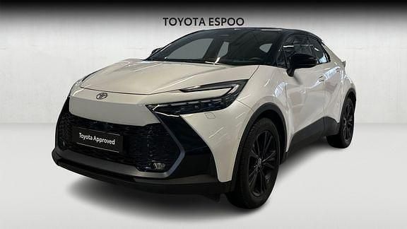 Käytetty Toyota C-HR Premium 223 HP (164 kW) 2025 Valkoinen Katumaasturi