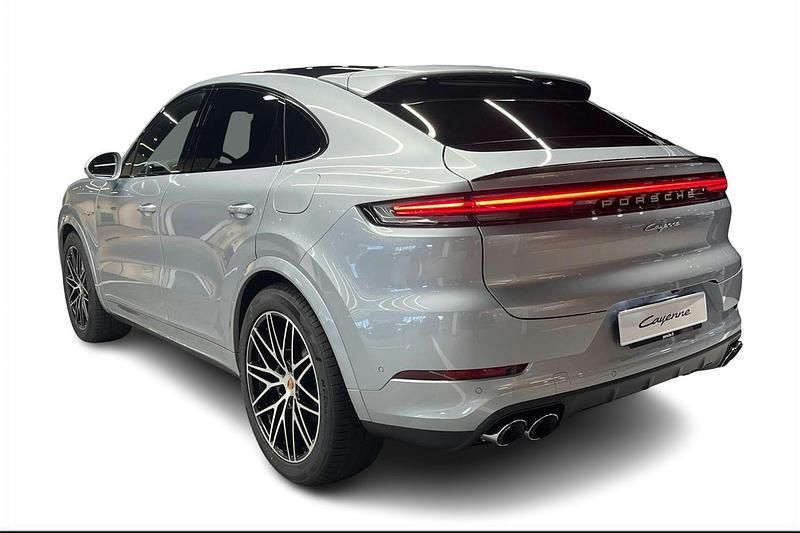 Uusi Porsche Cayenne 464 HP (341 kW) 2025 Harmaa Katumaasturi