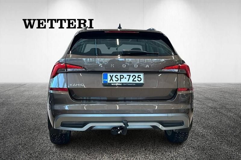 Käytetty Skoda Kamiq Ambition 150 HP (110 kW) 2020 Katumaasturi