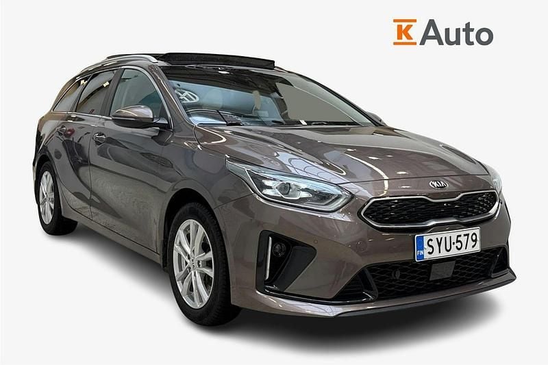 Käytetty Kia Ceed Sportswagon Premium 140 HP (102 kW) 2020 Ruskea (beige) Farmari