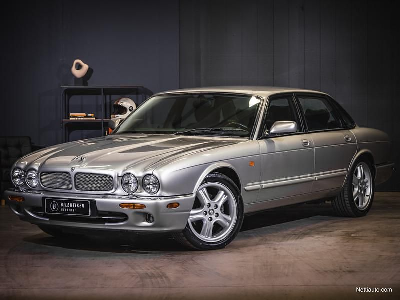 Käytetty Jaguar XJR Supercharged 363 HP (266 kW) 1998 Sedan