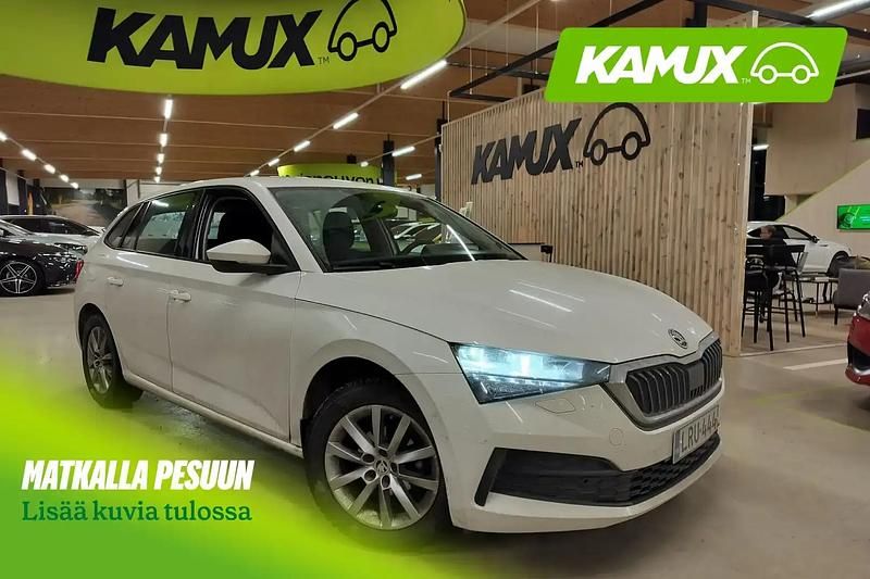 Valkoinen Käytetty 2023 Skoda Scala Active Viistoperä | 14 900 € (Perustarjous) - Kuva 1/4