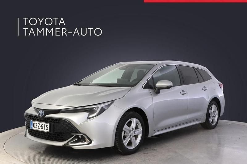 Käytetty Toyota Corolla Edition 140 HP (102 kW) 2023 Hopea Farmari