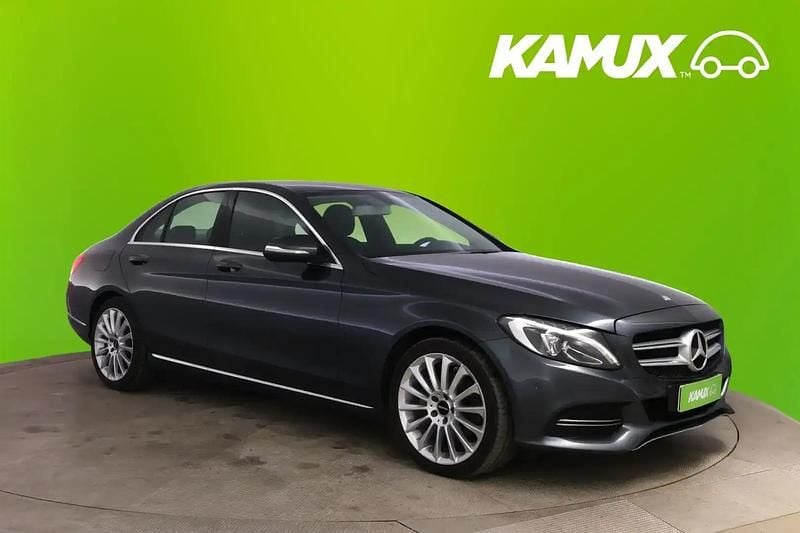 Käytetty Mercedes C220 Edition 170 HP (125 kW) 2014 Hopea / harmaa Sedan
