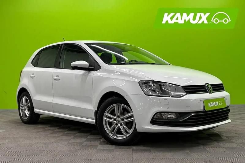 Valkoinen Käytetty 2014 VW Polo Comfortline Sedan | 8 790 € (Perustarjous) - Kuva 1/4