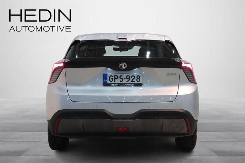Käytetty MG MG4 EV 125 kW (170 HP) 2023 Harmaa Viistoperä