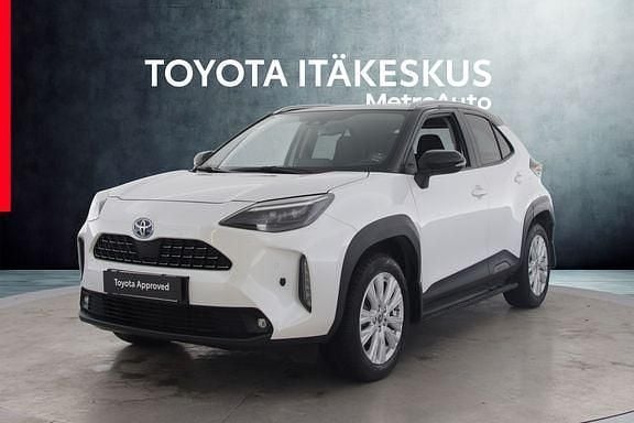 Valkoinen Käytetty 2022 Toyota Yaris Cross Style Katumaasturi | 27 990 € (Perustarjous) - Kuva 1/4