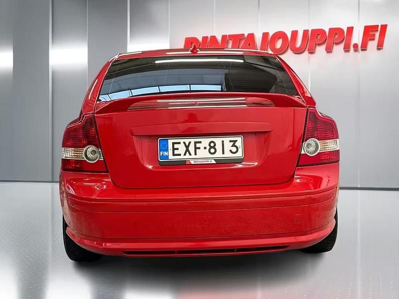 Käytetty Volvo S40 170 HP (125 kW) 2006 Punainen Sedan