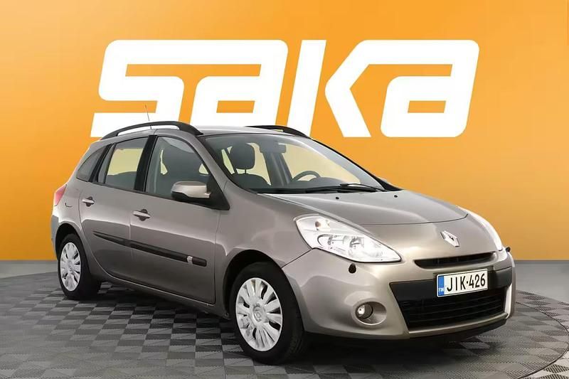 Käytetty 2011 Renault Clio II Expression Farmari | 3 900 € - Kuva 1/4