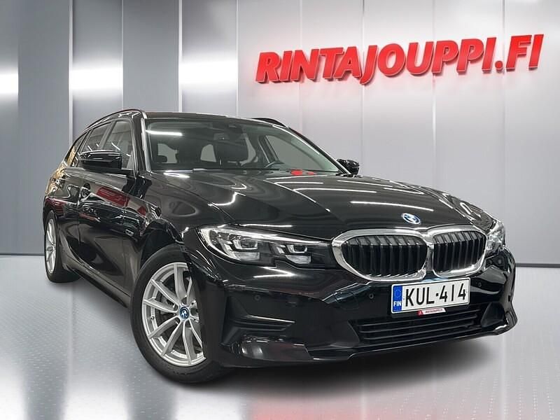 Käytetty 2021 BMW 320e Farmari | 17 500 € (Hyvä tarjous) - Kuva 1/3