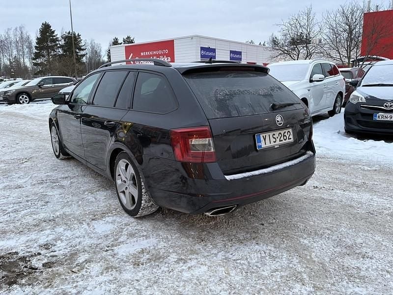 Käytetty Skoda Octavia RS 184 HP (135 kW) 2015 Viistoperä