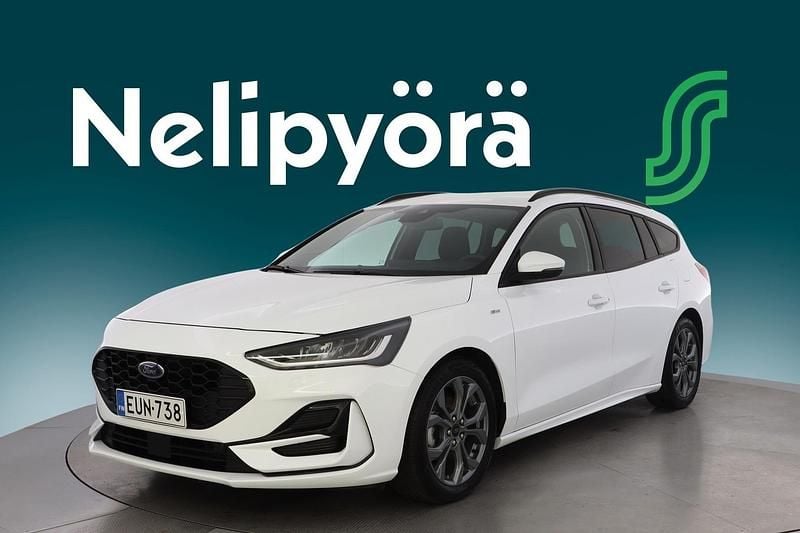 Käytetty Ford Focus ST-Line 158 HP (116 kW) 2023 Valkoinen Farmari